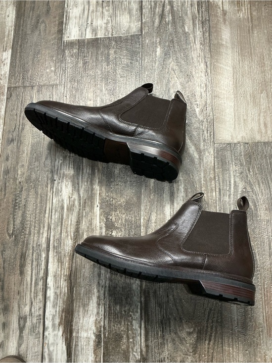Clarks Men\'s Dark Brown Leather Chukka Chelsea Boots main image 9